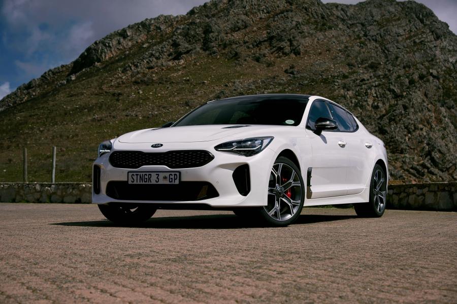  Kia Stinger GT 2018 года  (ZA) (фото 36 из 40)